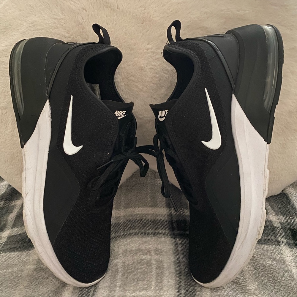 Nike Black & White Air Size 12. I have too many shoes, only wore these 3 times